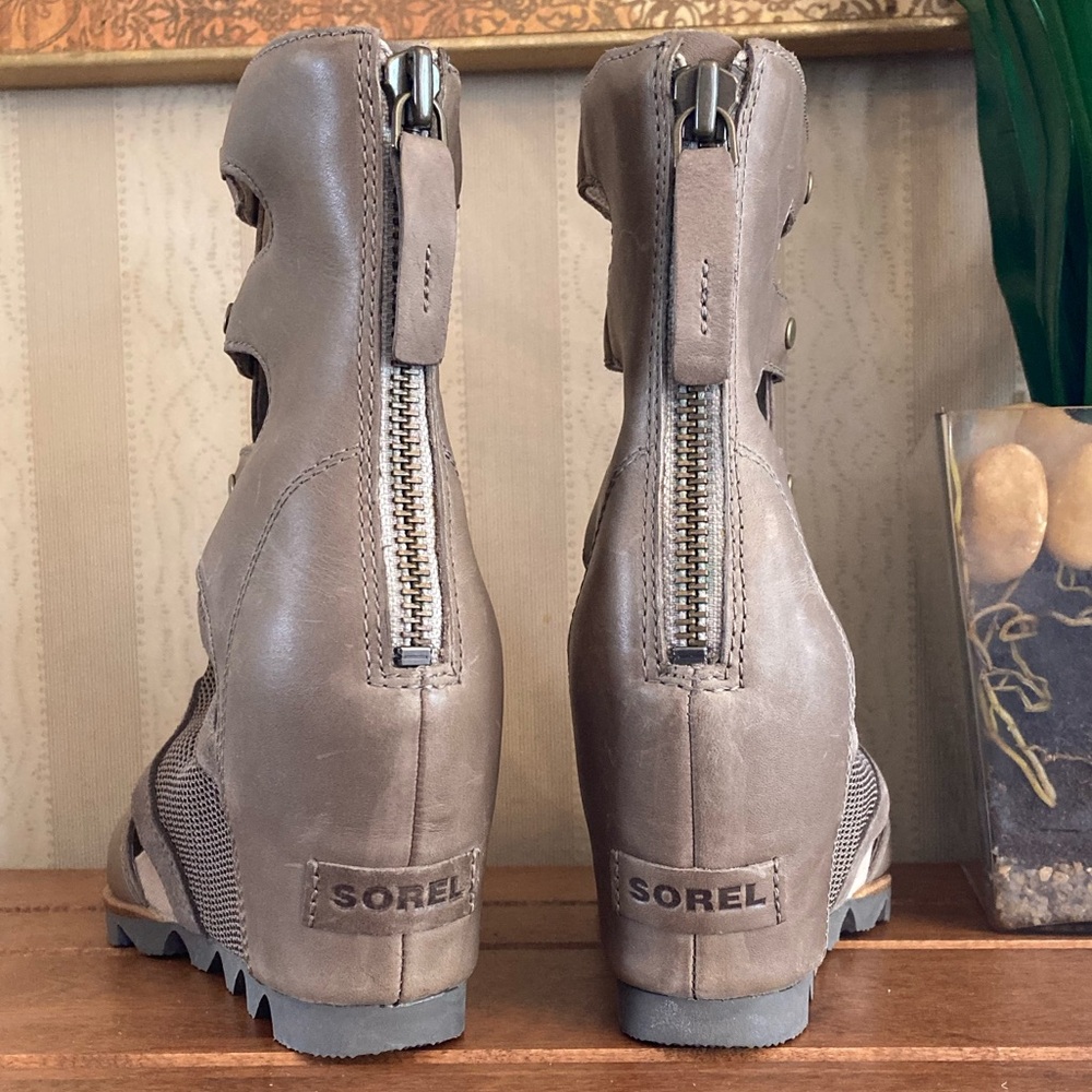 Sorel Taupe “Joanie” Gladiator Sandal - Picture 5 of 11